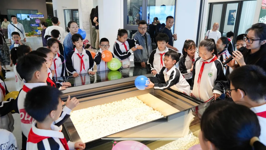 image_1779929566_004.webp